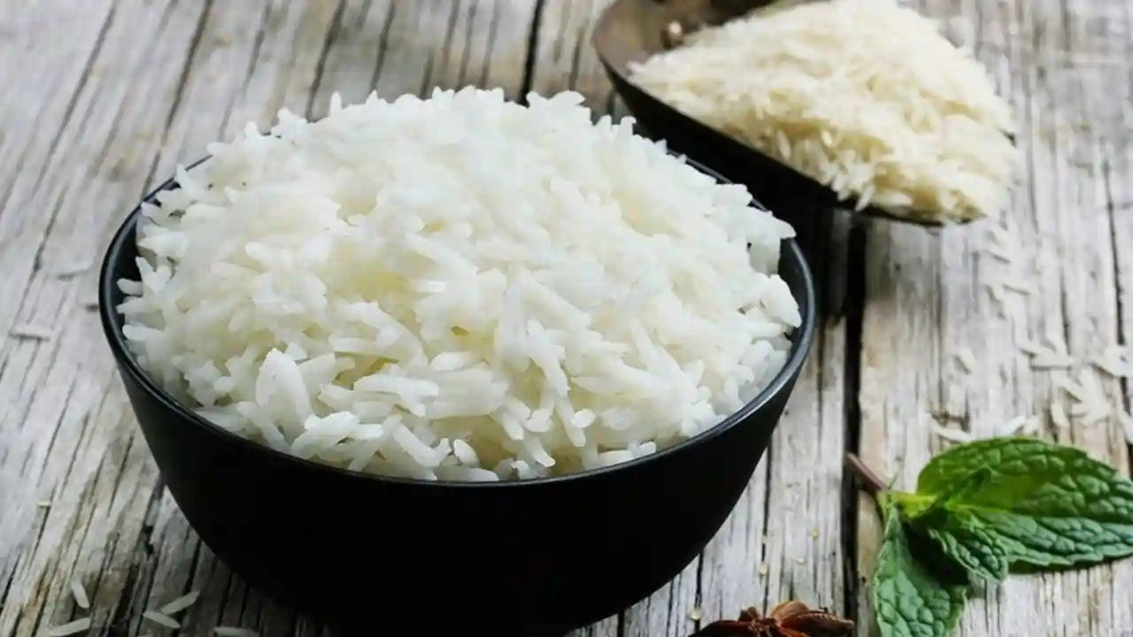 https://www.mobilemasala.com/health-hi/How-much-rice-should-a-person-eat-you-also-know-hi-i306381